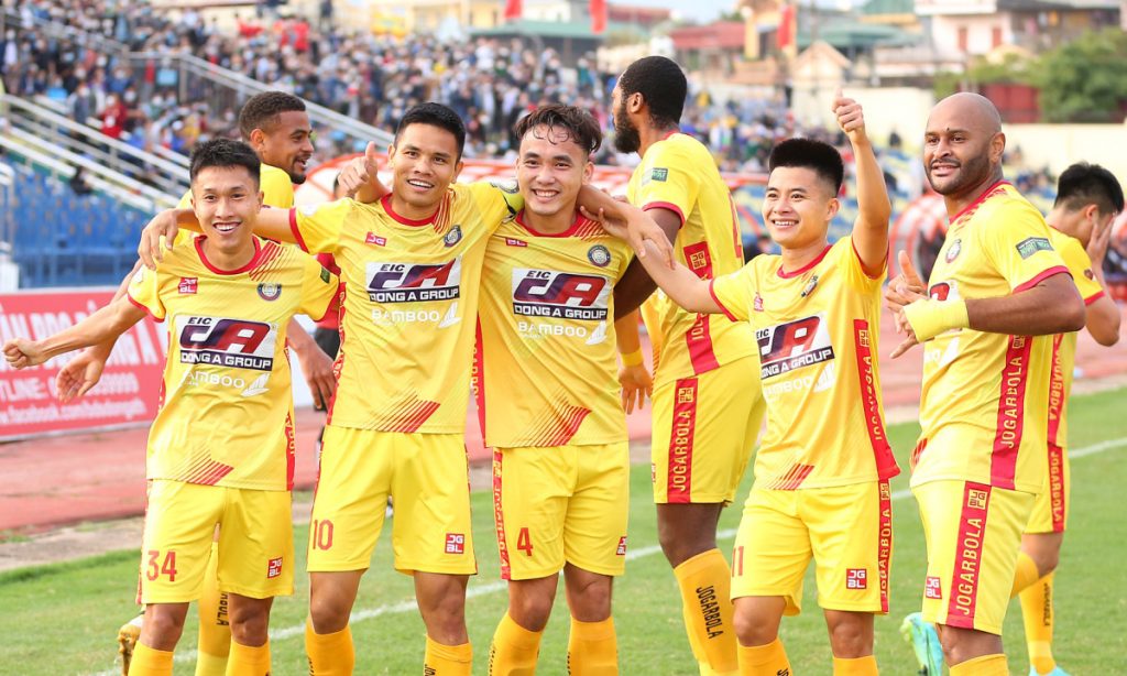 Câu lạc bộ bóng đá Thanh Hóa là đội bóng đang có tham gia thi đấu tại V.League 1
